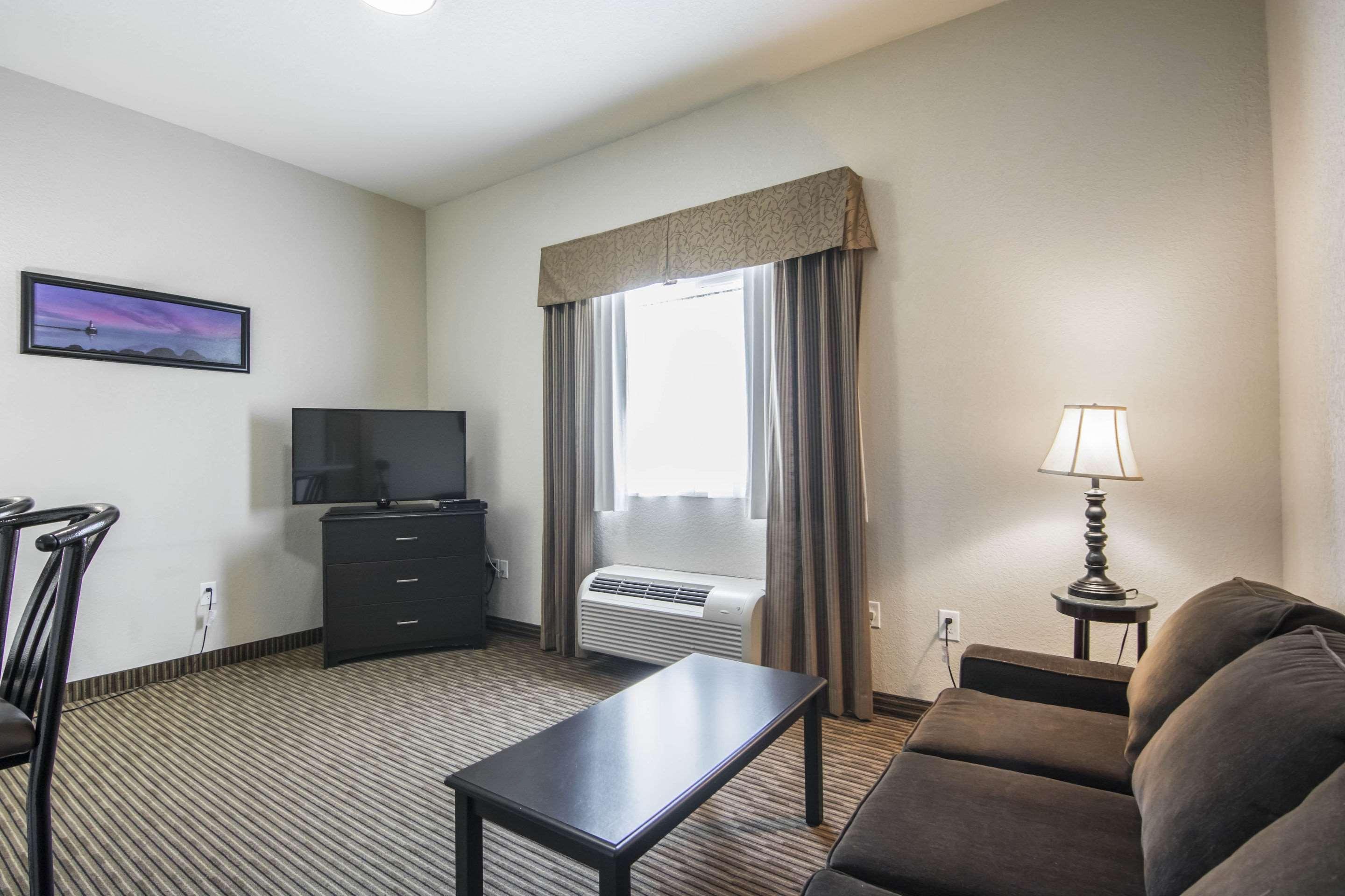 Quality Inn & Suites Thompson Exterior foto